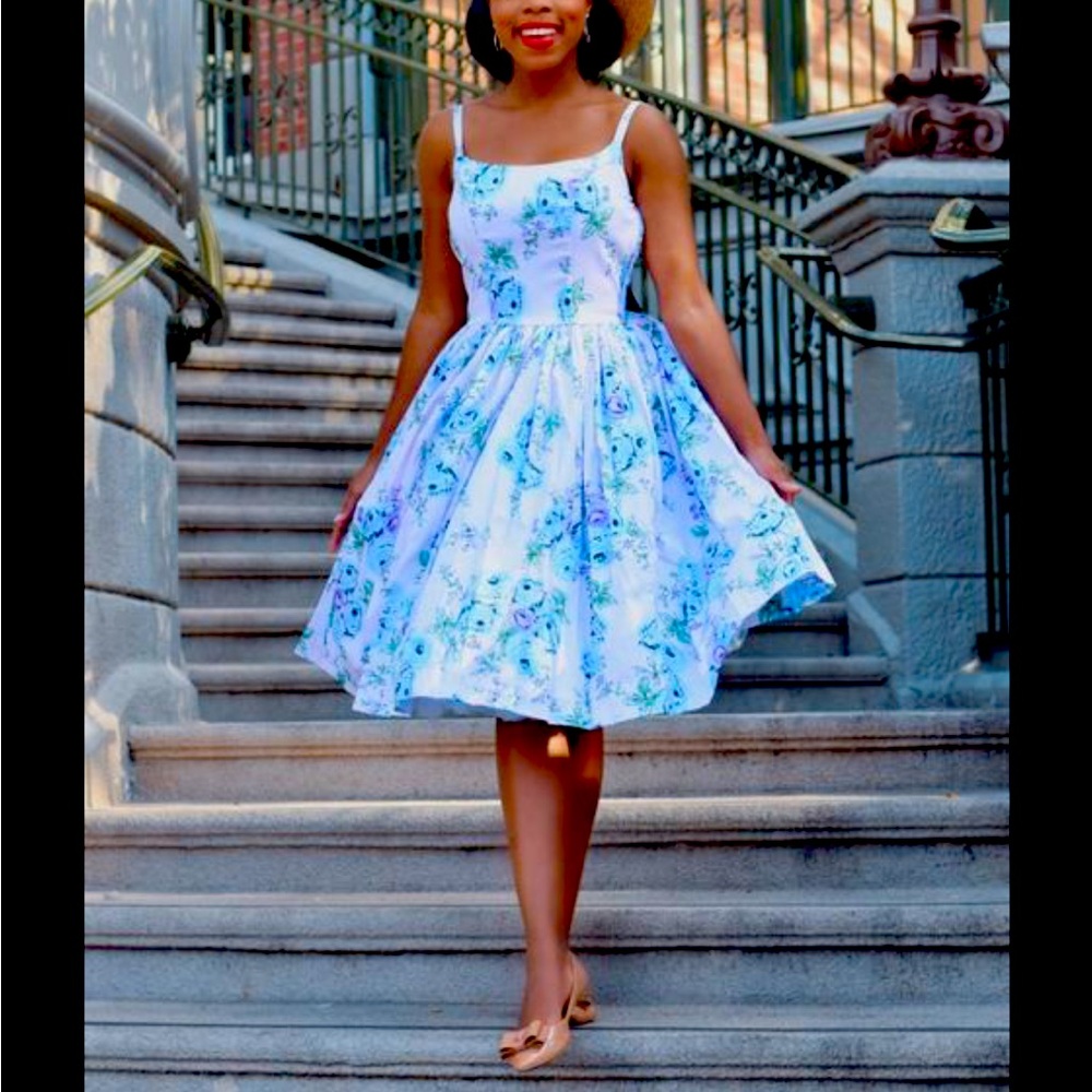 Pinup Couture Vintage Style Blue & Pink Floral Jenny Dress w/pockets Sz S